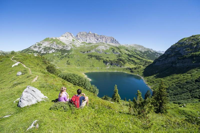 Ferienwohnung Gästehaus zum Bären Wald am Arlberg Exterior foto