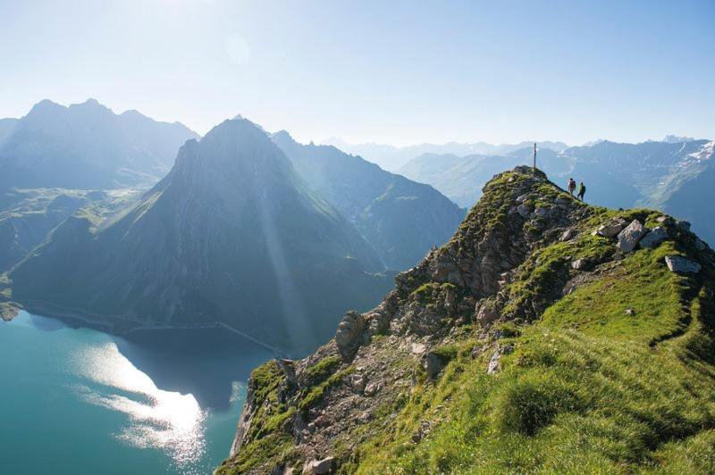 Ferienwohnung Gästehaus zum Bären Wald am Arlberg Exterior foto