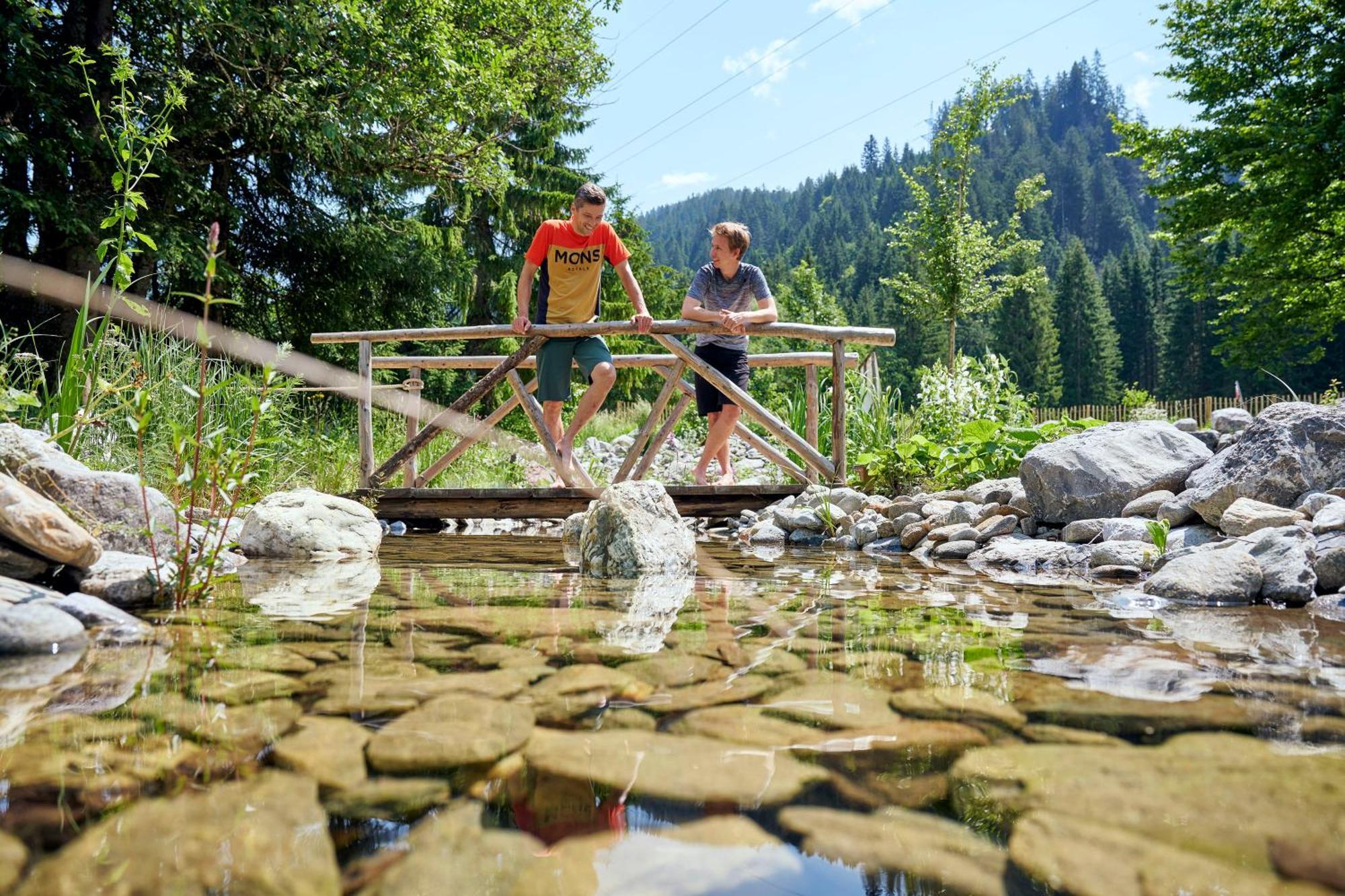 Ferienwohnung Gästehaus zum Bären Wald am Arlberg Exterior foto