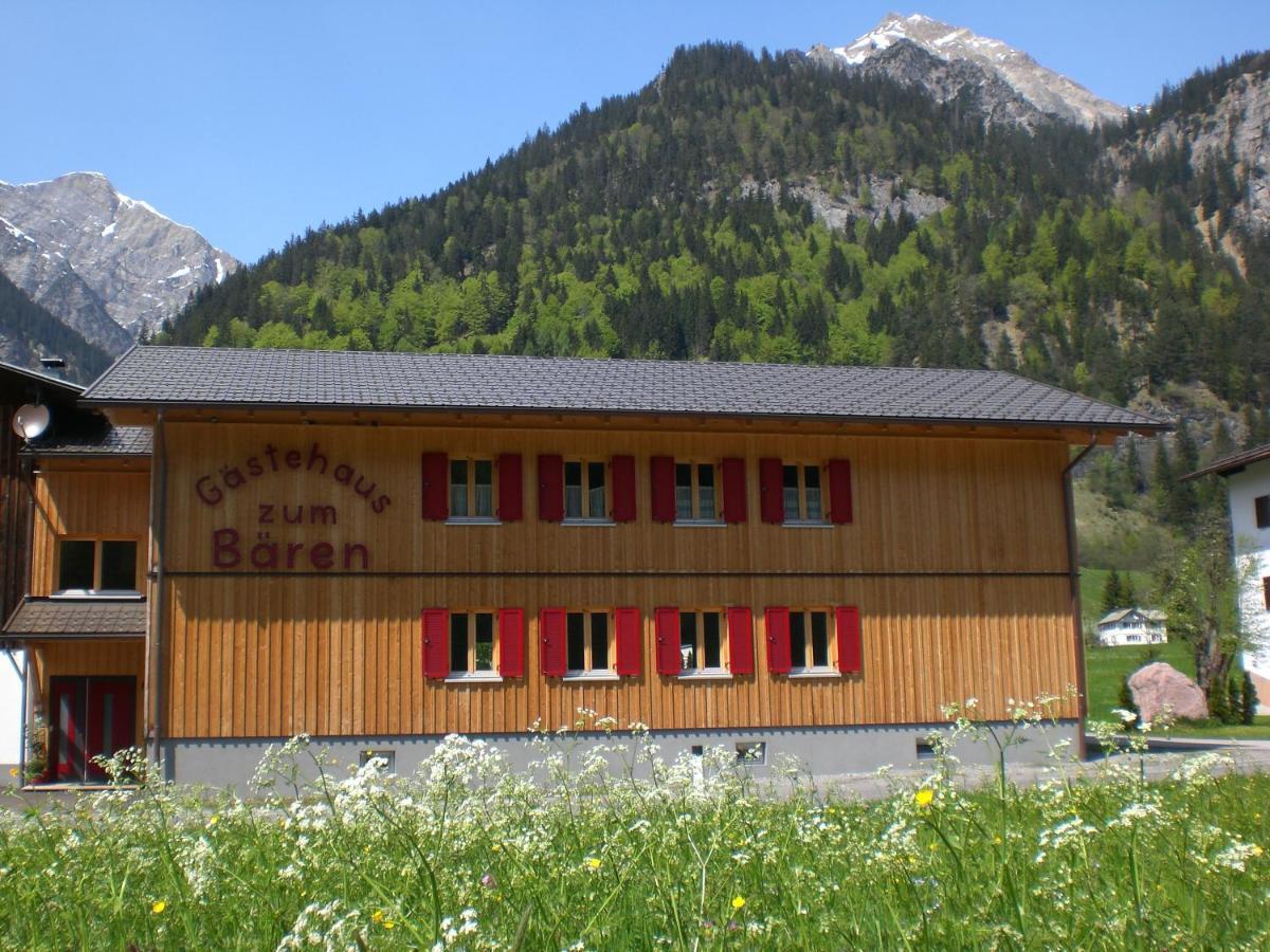 Ferienwohnung Gästehaus zum Bären Wald am Arlberg Exterior foto